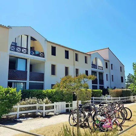 2 Pieces A 300m De La Plage Avec Balcon Et Parking - Fr-1-550-40 Сен-Жорж-де-Дидон